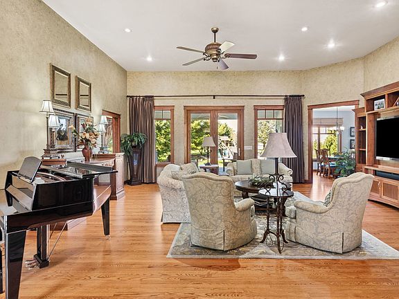 5th image of 1108 Scenic Hill Ln