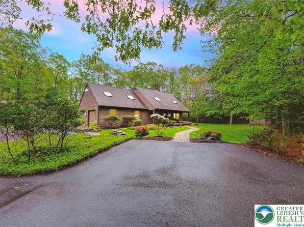 190 Robbins Ln, Saylorsburg, PA 18353