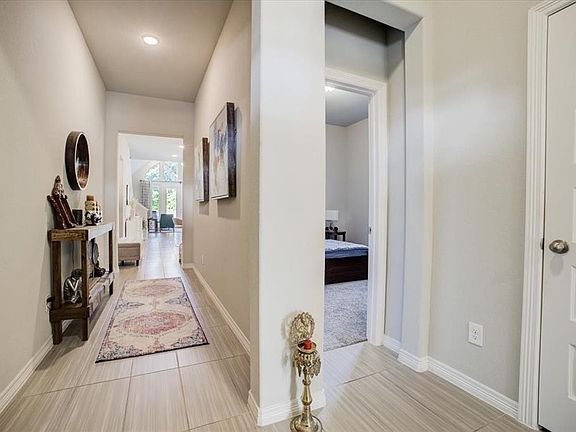 3rd image of 11103 Elderflower Dr