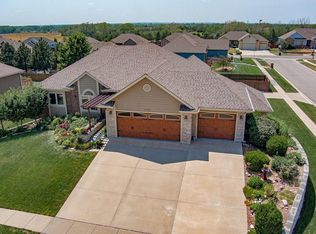 2214 Sunset Ridge Dr, Salina, KS 67401