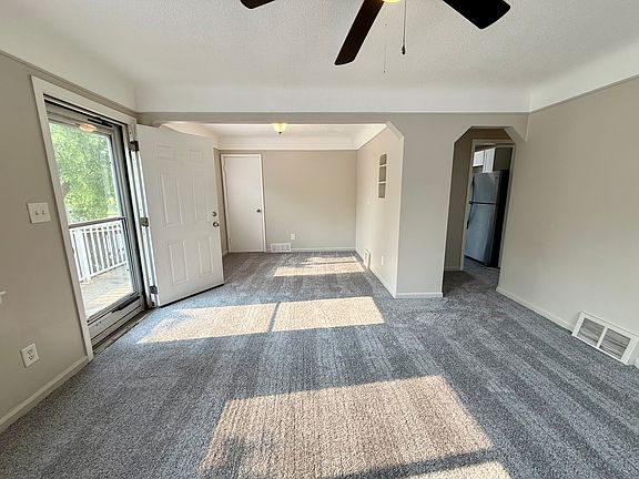4th image of 3316 River Dr
