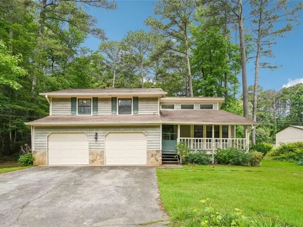 511 Ryan Pl, Stone Mountain, GA 30087