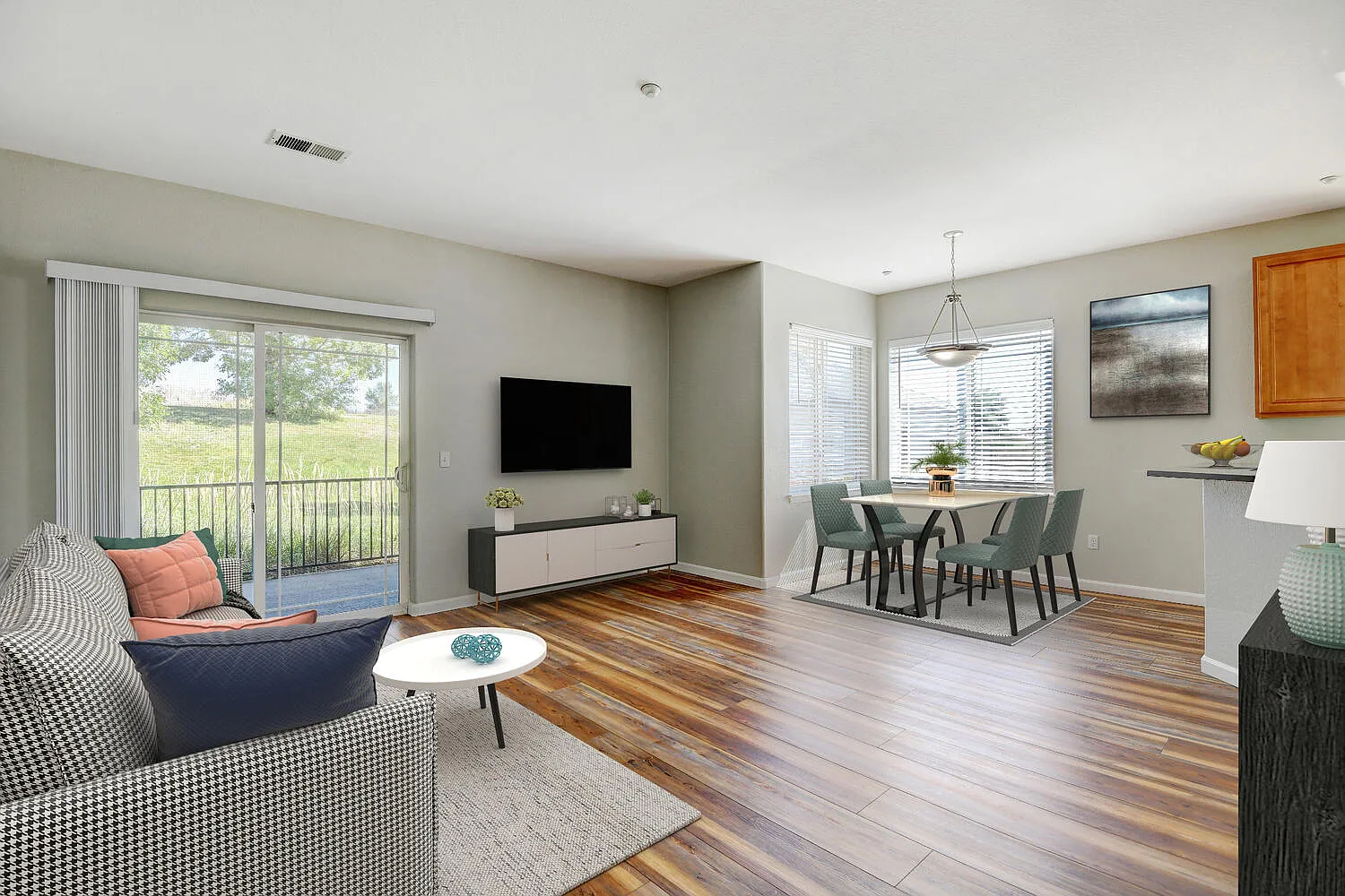 Michael Place Apartments — Photo 2