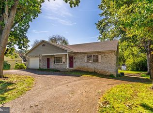 250 Froelich Ave, Mountville, PA 17554