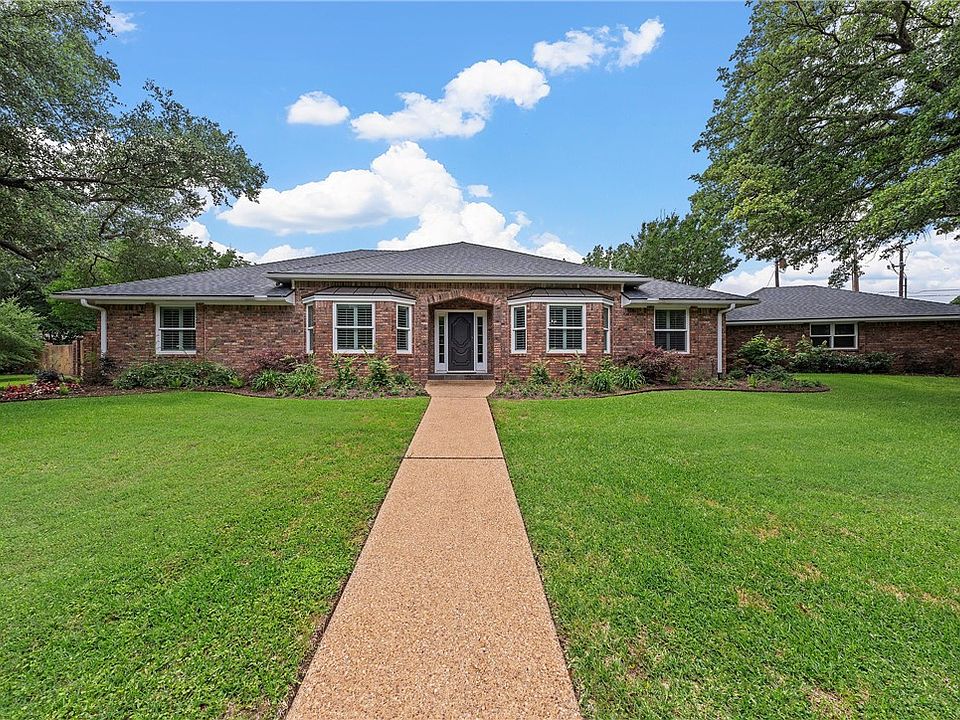 1st image of 5605 Holze Cir