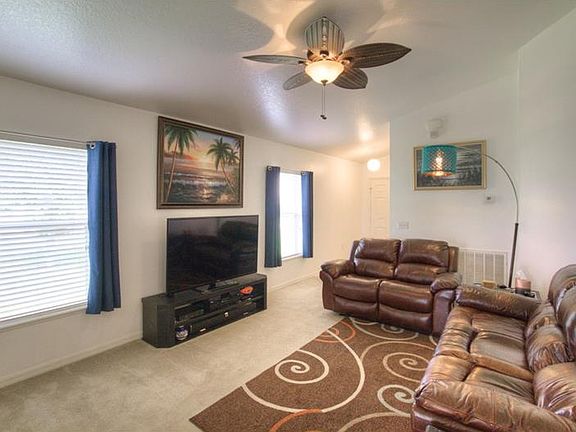 4th image of 17024 Lixberry Way