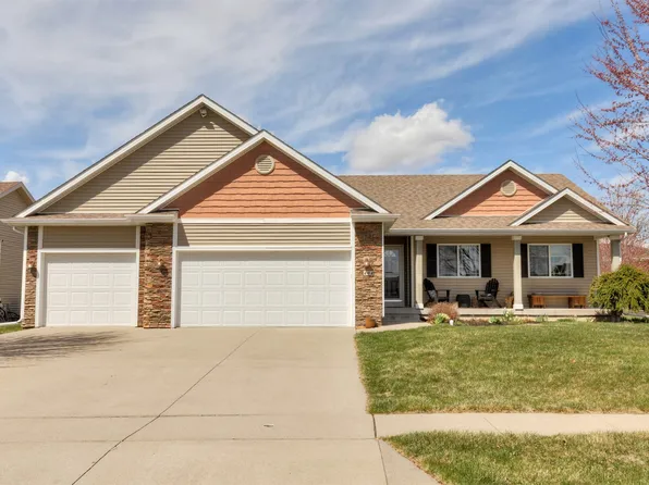 404 SW 30th St, Ankeny, IA 50023