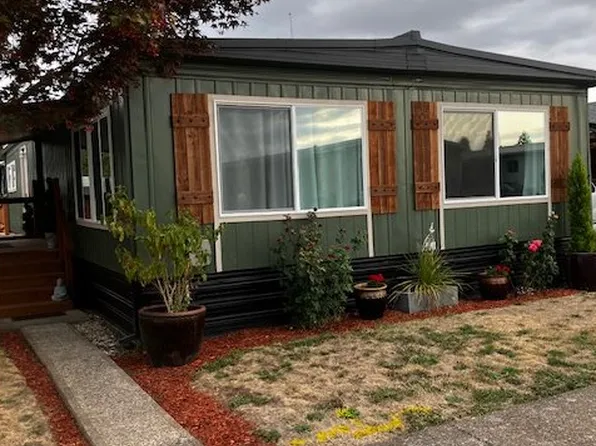 2902 E 2nd St Unit 95, Newberg, OR 97132