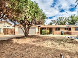 22020 Klickitat Ave, Apple Valley, CA 92307