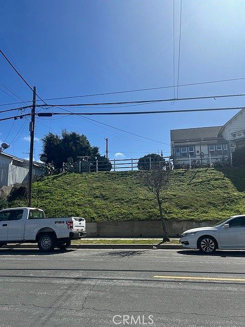 1st image of 241 W 8th St Lot 9
