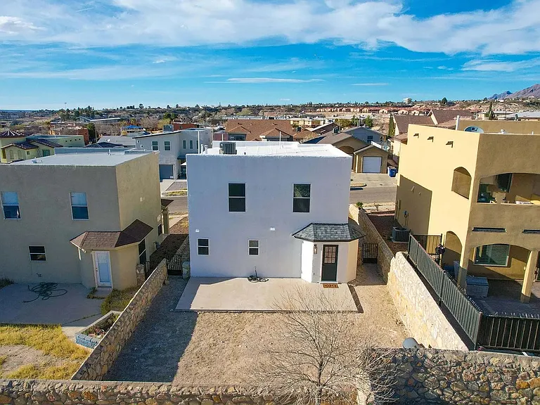 5249 Jose Cardenas Ln — Photo 19