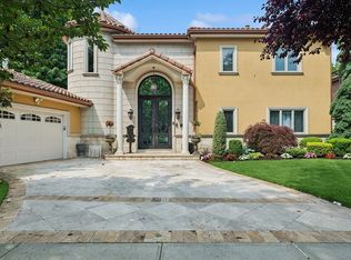 6458 215th St, Bayside, NY