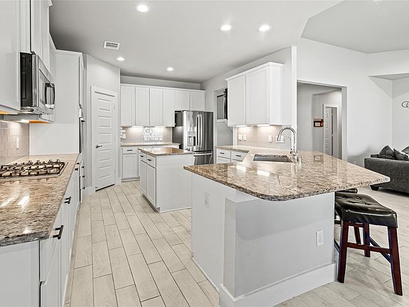 4th image of 1600 Del Sol Ridge Ln