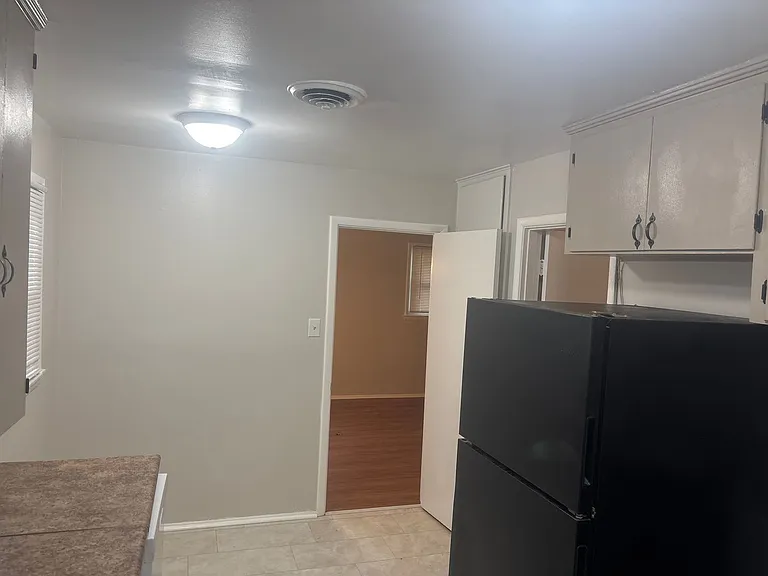 3323 Bedford Ln — Photo 17