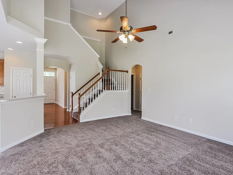 802 Shefford Town Dr — Photo 4