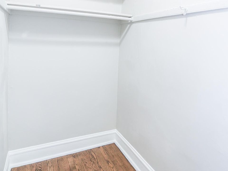 1st image of 5051 N Glenwood Ave APT 1H