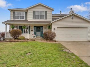 950 S Brampton Dr, Saint Charles, MO 63304