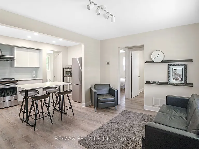 71 Clark Ave — Photo 7