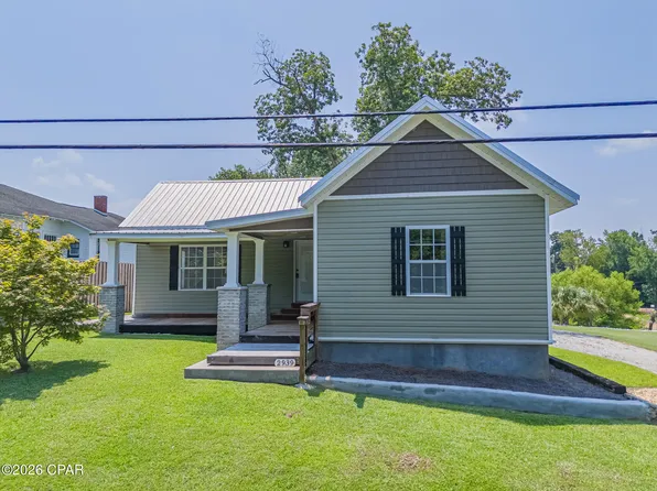 2939 Caledonia St, Marianna, FL 32446