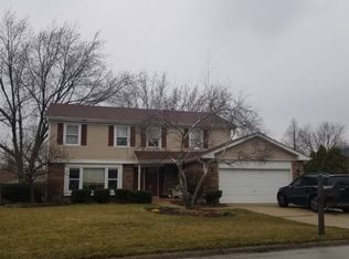 6736 Breckenridge Rd, Lisle, IL 60532