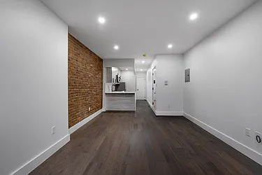 Rented by Safdie Realty Group