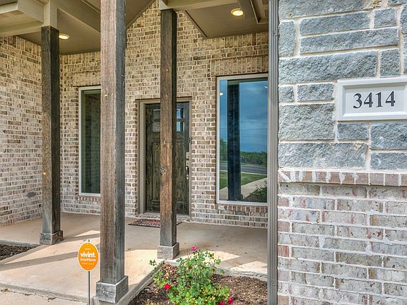 3rd image of 3414 Twin Mountain Dr