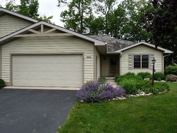 3rd image of 2284 Hidden Maples Pl