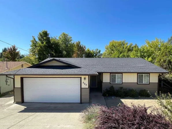 649 Yama St, Yreka, CA 96097
