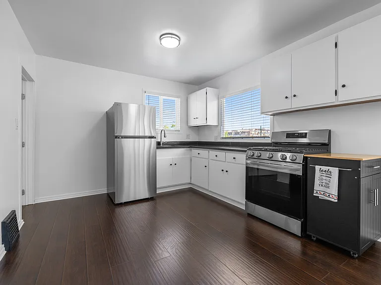 920 Chula Vista Ave #B — Photo 1