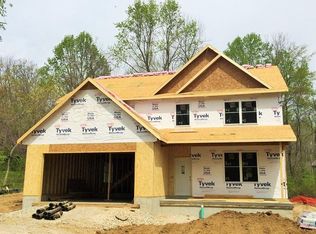 1264 W Countryside Ln, Bloomington, IN 47403