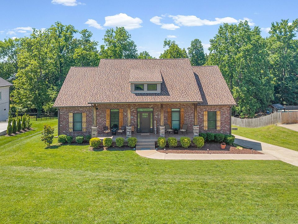 1st image of 548 Dixie Ln