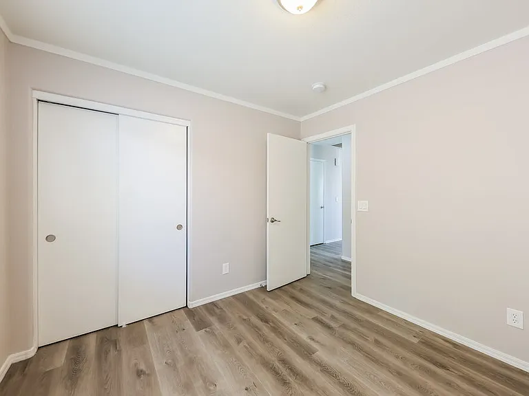 7919 W Magnolia St — Photo 15