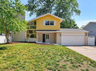1606 Briarcliff Dr, Urbana, IL