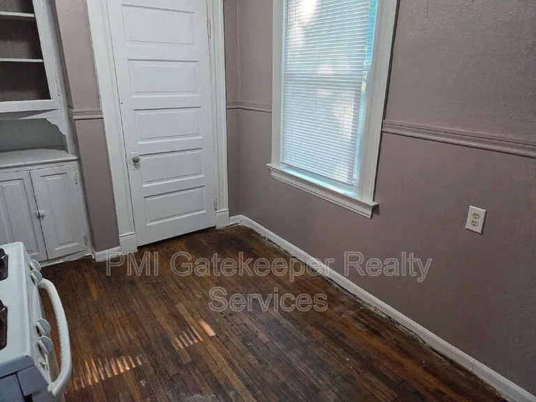 954 Hawthorne Ave #1 — Photo 11