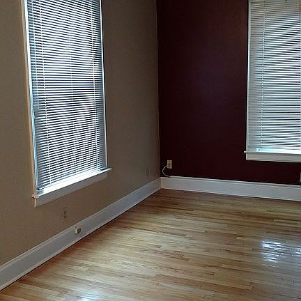 4th image of 407 Dinwiddie St