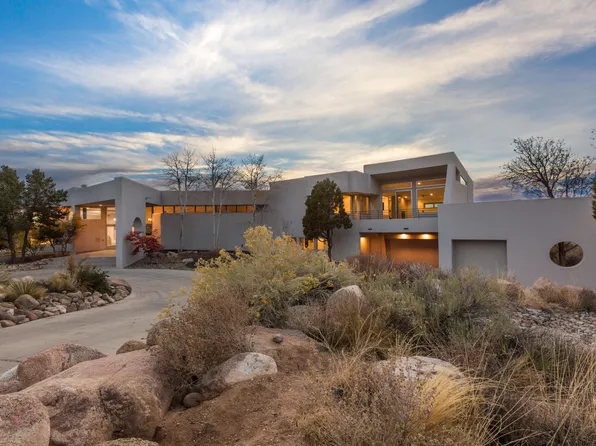 1022 Tramway Ln NE, Albuquerque, NM 87122