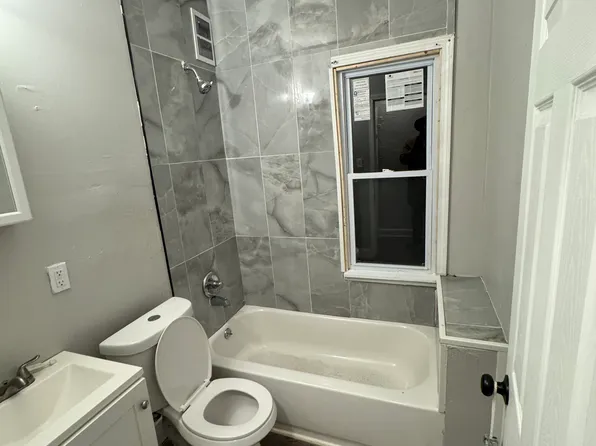 11117 Prince Ave, Cleveland, OH 44105