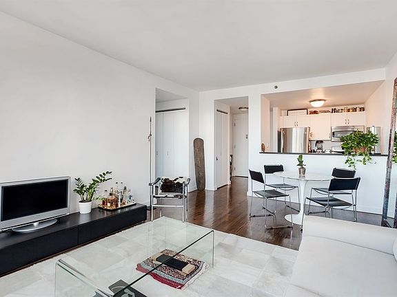 2nd image of 199 Bowery APT 11F