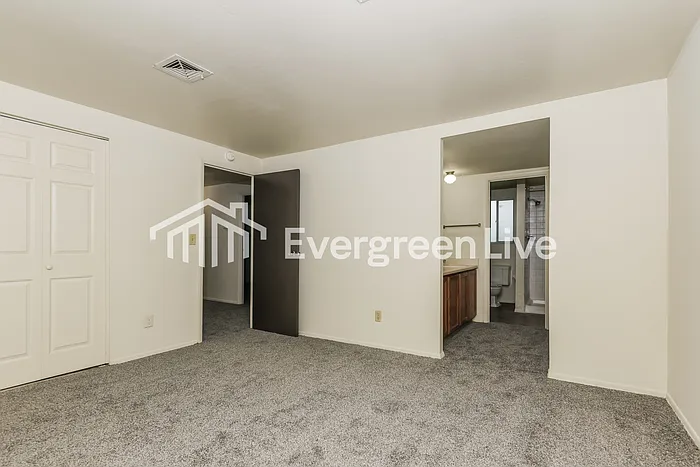6291 Leawood Dr — Photo 9