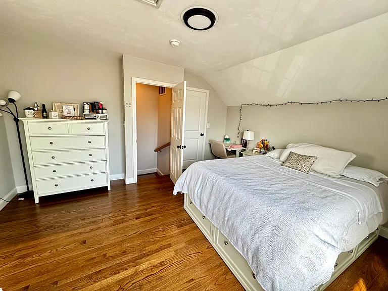 10 Shanley St #10 — Photo 17