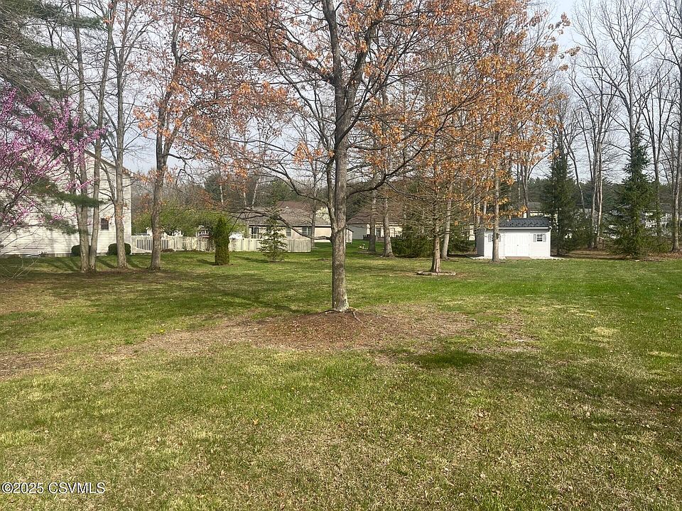 2nd image of 184 Kansas Ln