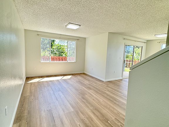 3rd image of 95-1041 Kuauli St APT 69