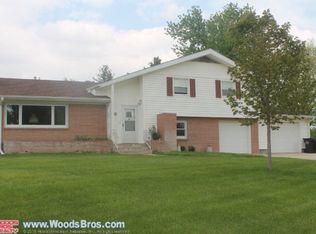 910 Padua Ave, Ravenna, NE 68869