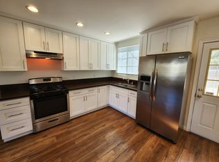 7637 Shadyglade Ave, North Hollywood, CA 91605
