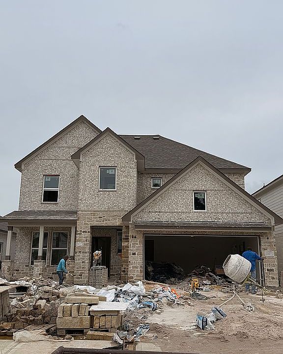 1st image of 1815 Larchwood Dr