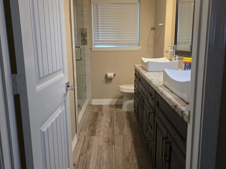4520 Rockwood Dr — Photo 3