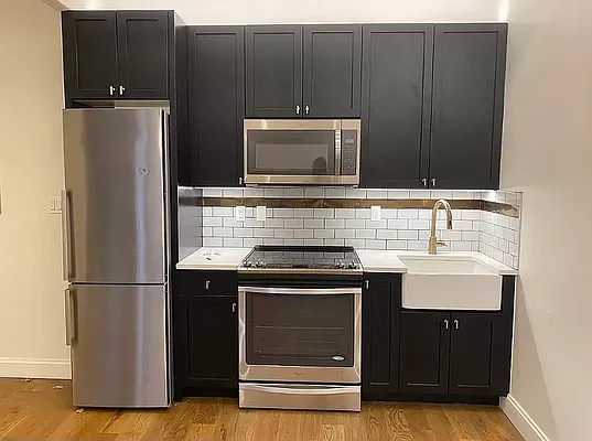 Rented by Brooklyn Group | media 34