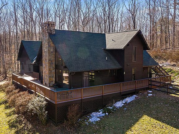 3rd image of 67 Shallow Creek Ln