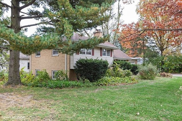 2nd image of 201 Oak Ave