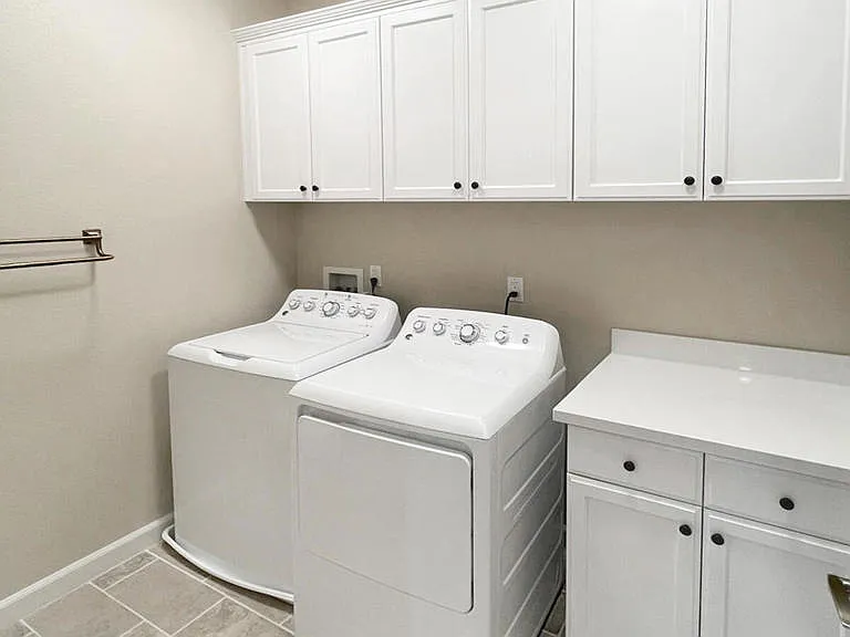 1653 Range Rd — Photo 19